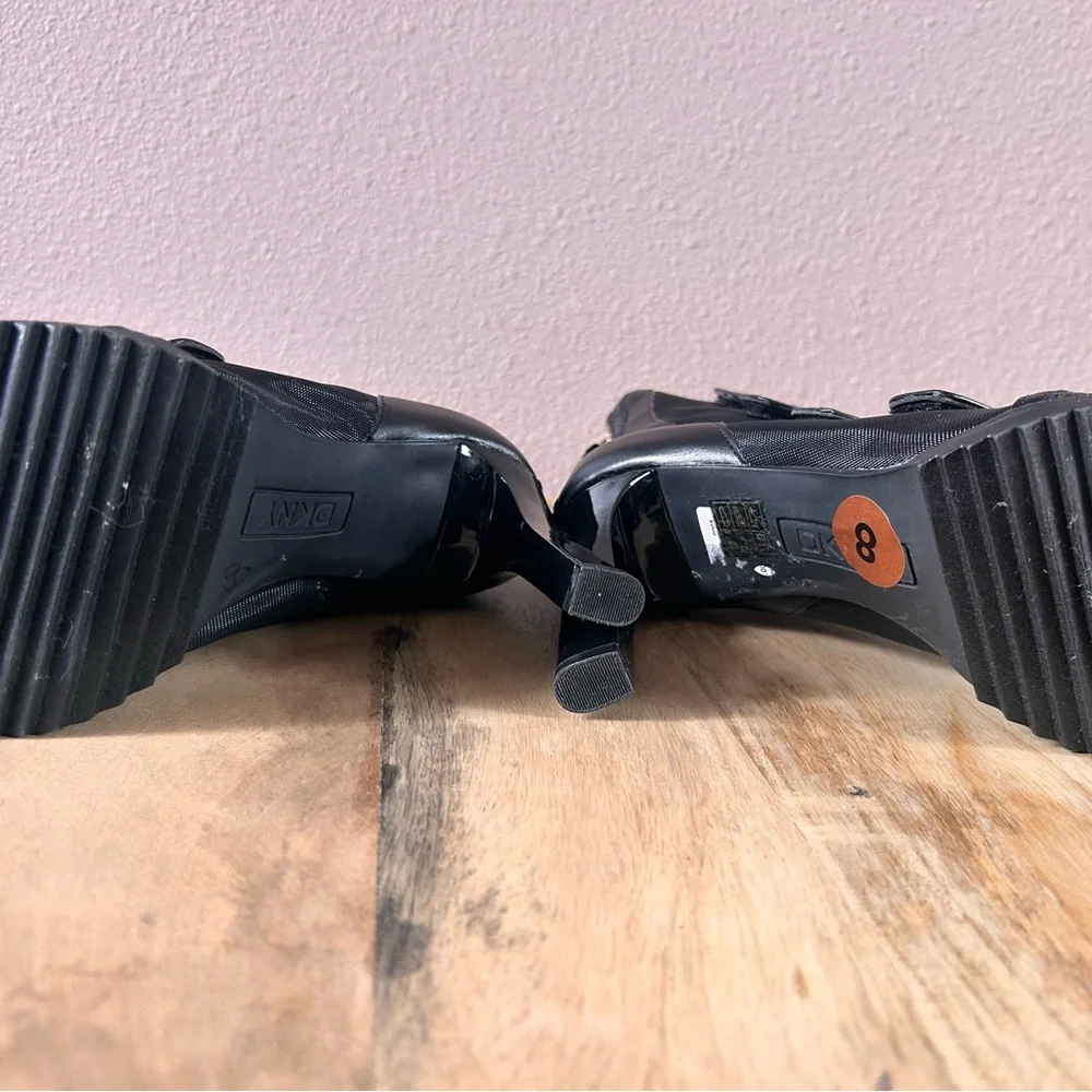 DKNY Black 4in heels with Velcro straps - Picture 8 of 8